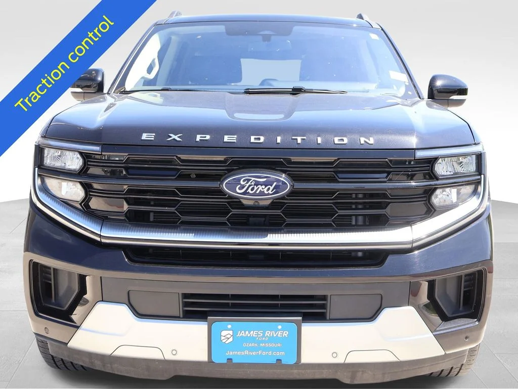 Certified Used 2025 Black Metallic Ford Platinum image 8
