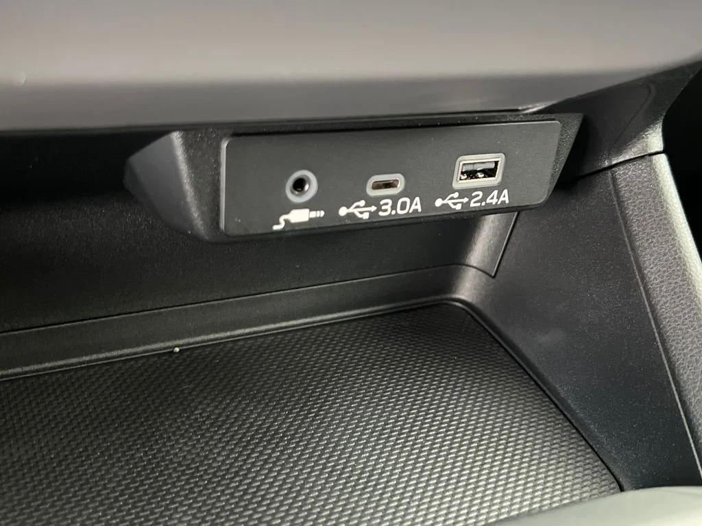 New 2026 CRYSTAL WHITE PEARL Subaru Premium image 28