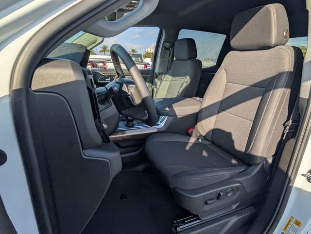 New 2026 Summit White Chevrolet LT image 4