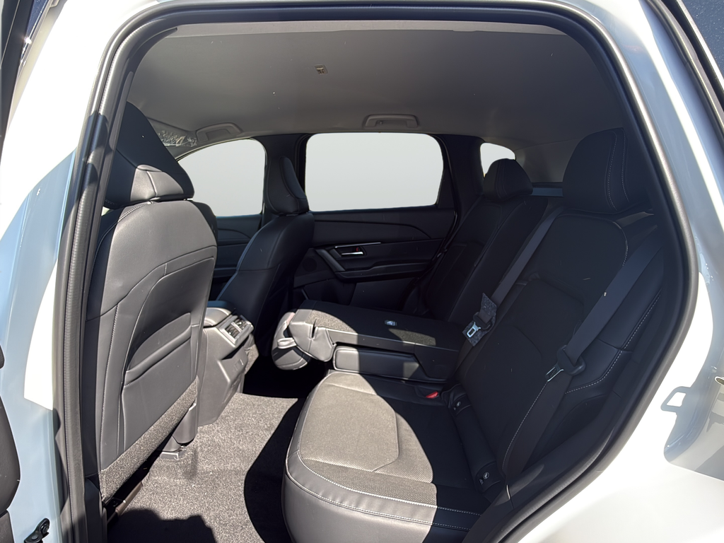 New 2026 Rhodium White Metallic Mazda 2.5 S Select image 12