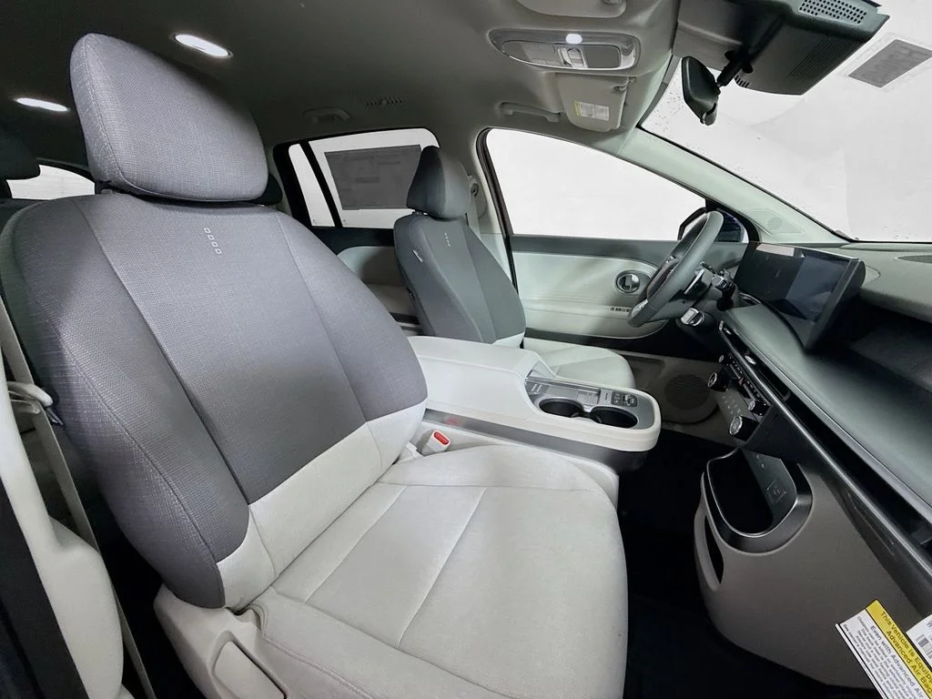 2026 Hyundai IONIQ 9 S - Photo 30