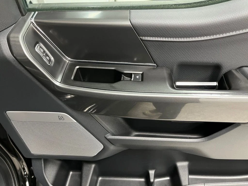 Used 2023 Black Ford XLT image 55
