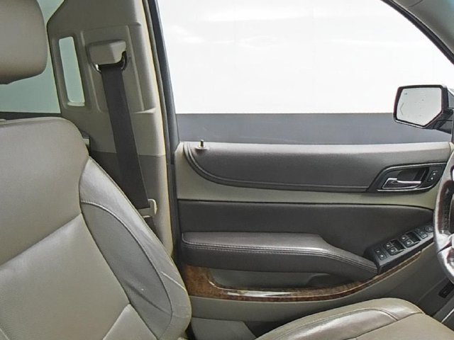 Used 2018 Gray Chevrolet Premier image 34