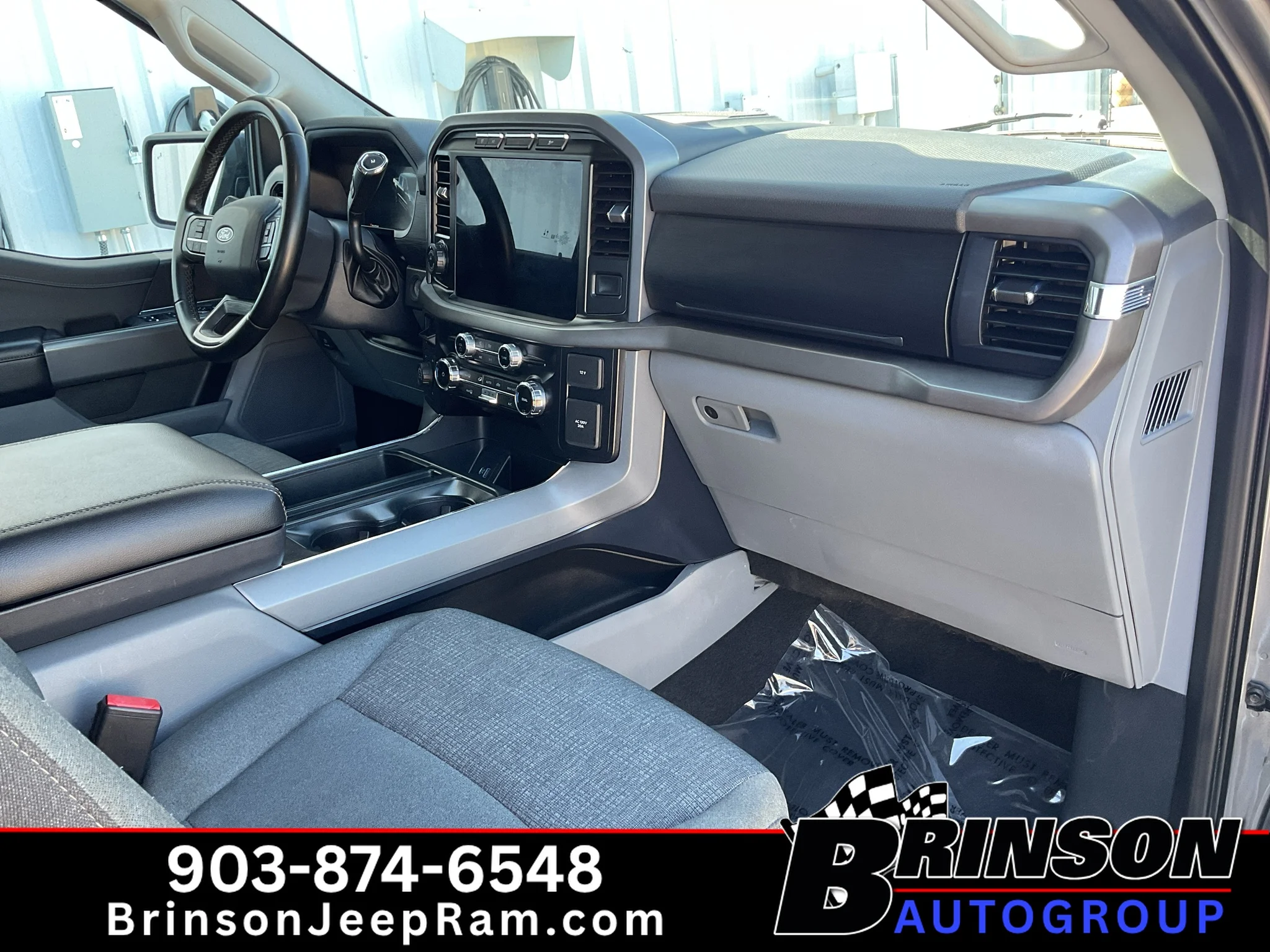 Used 2024 Carbonized Gray Metallic Ford XLT image 21