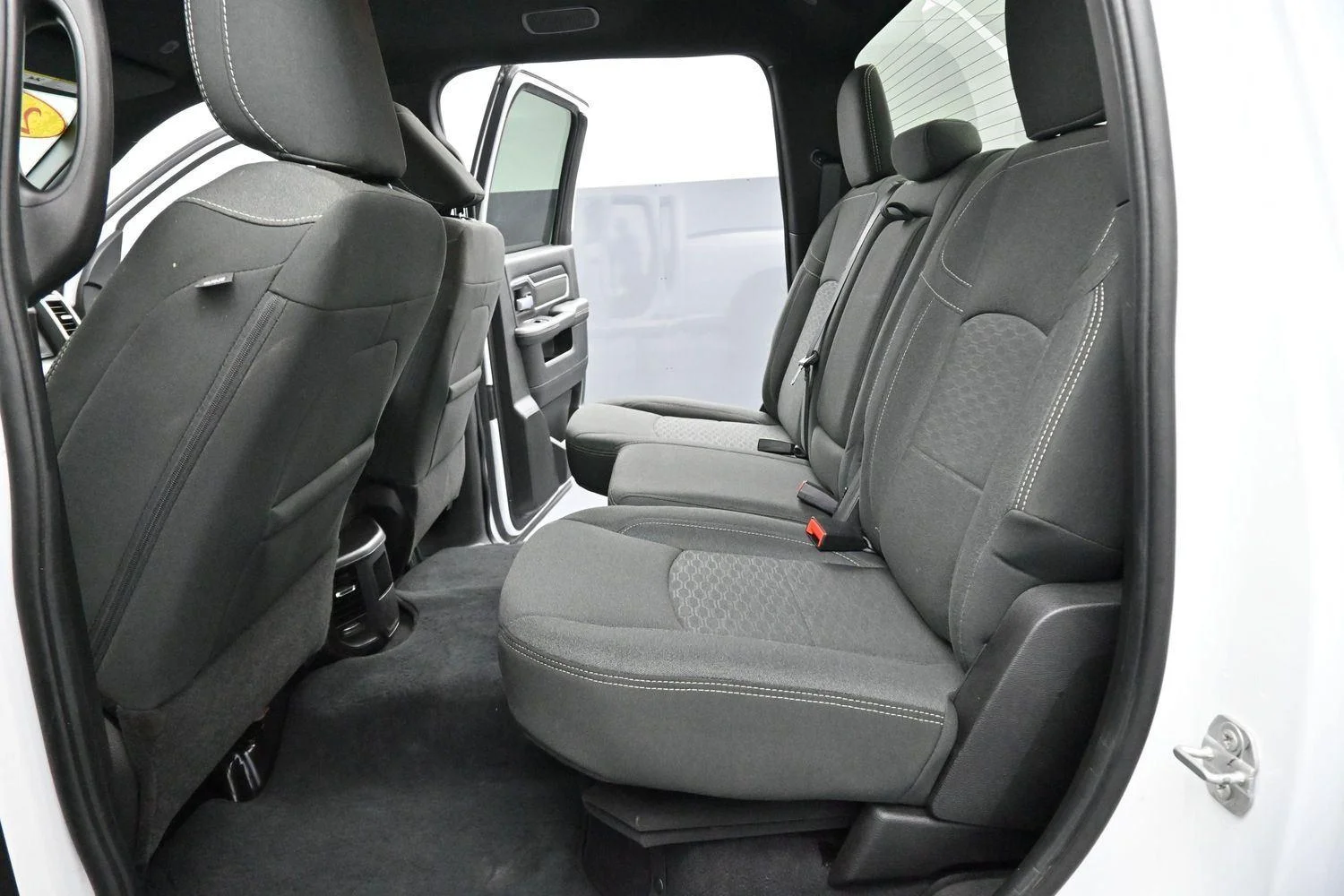 Used 2025 White Ram Big Horn image 28