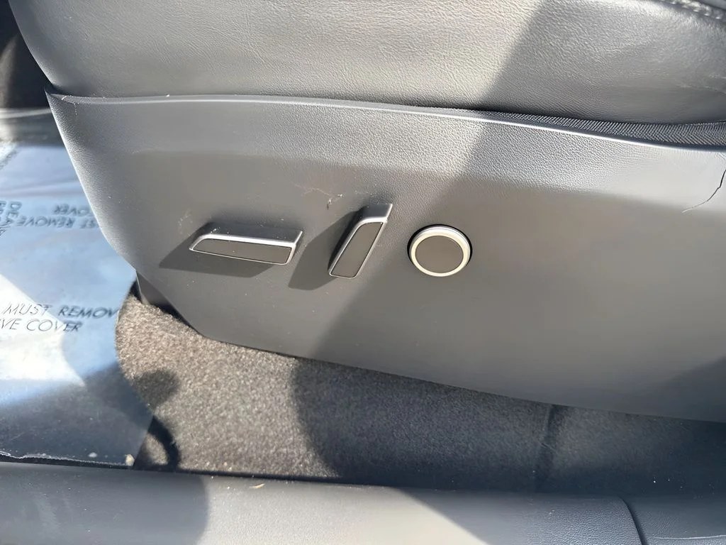 Used 2023 White Tesla Long Range image 10