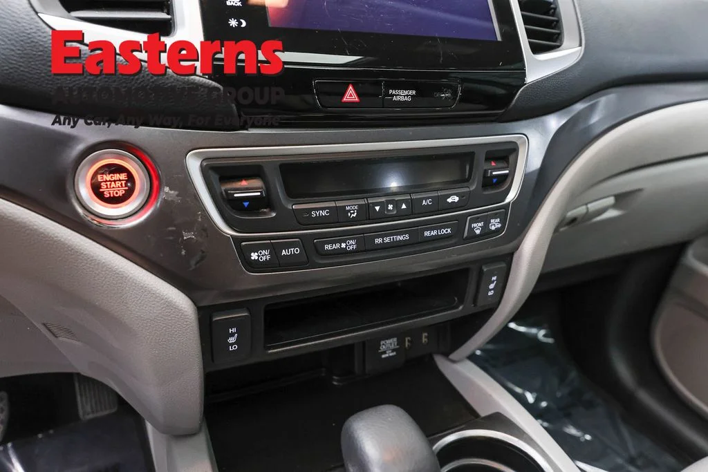 Used 2018 Gray Honda EX-L image 18