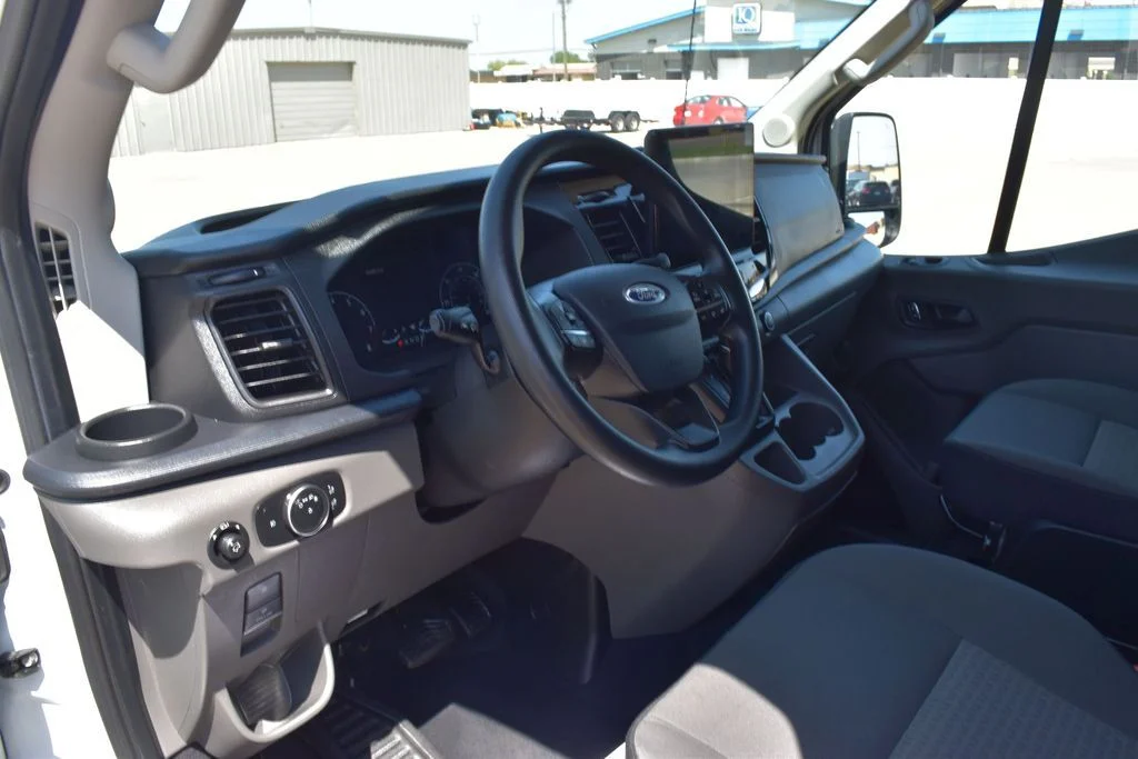 Used 2023 Oxford White Ford XLT image 12