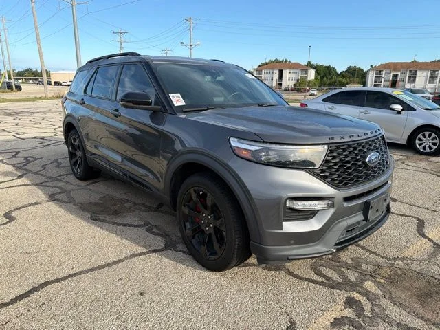 Used 2023 Gray Metallic Ford ST image 3