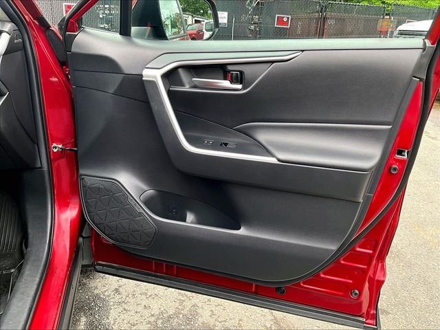 Used 2021 Red Toyota XLE image 20