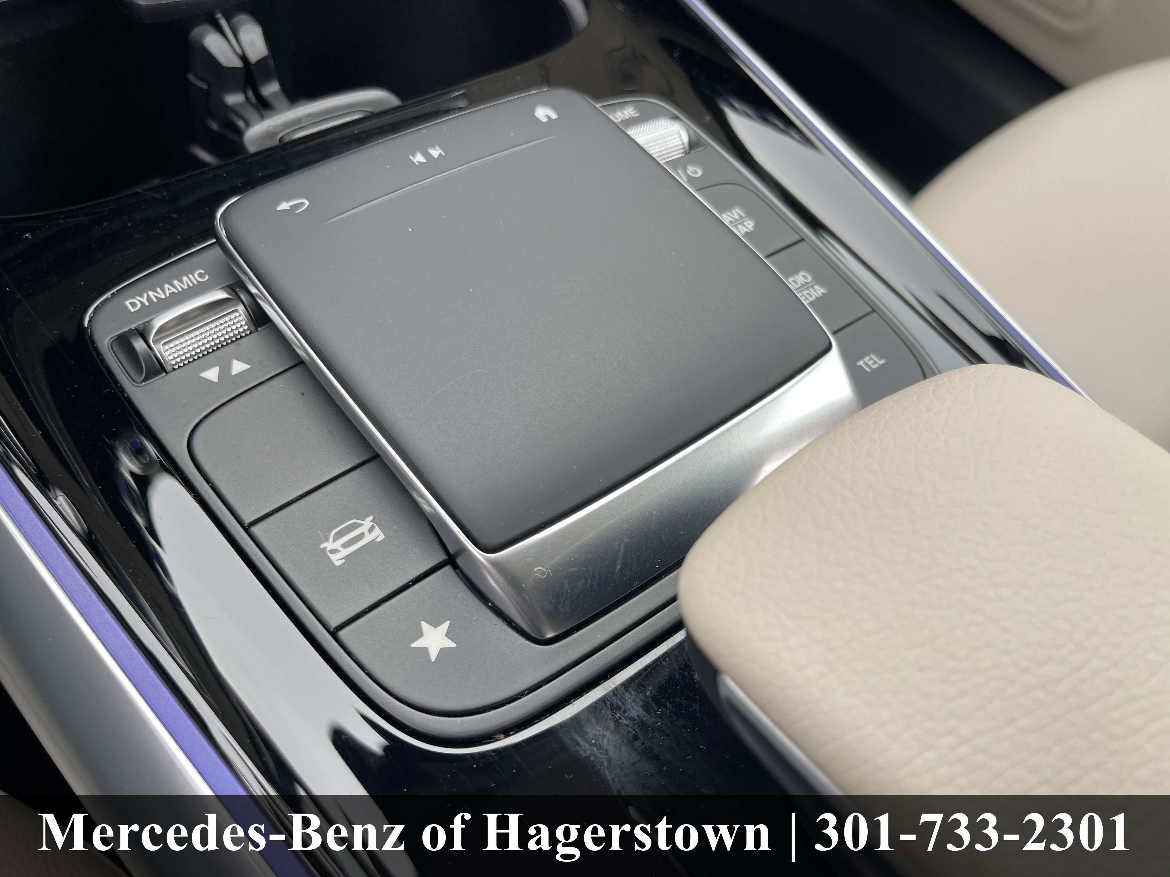Certified Used 2023 Mountain Grey Metallic Mercedes-Benz GLA 250 4MATIC® SUV image 16
