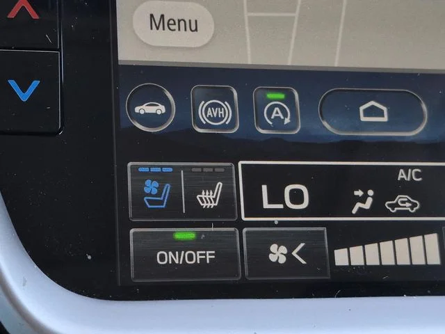 Used 2025 Ice Silver Metallic Subaru Touring XT image 30