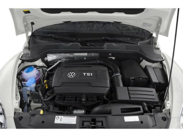 Used 2019 White Silver Volkswagen SE image 13