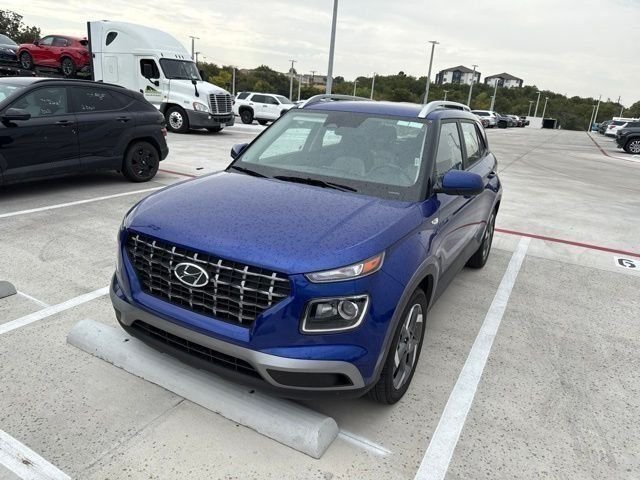 Used 2025 Blue Hyundai SEL image 2