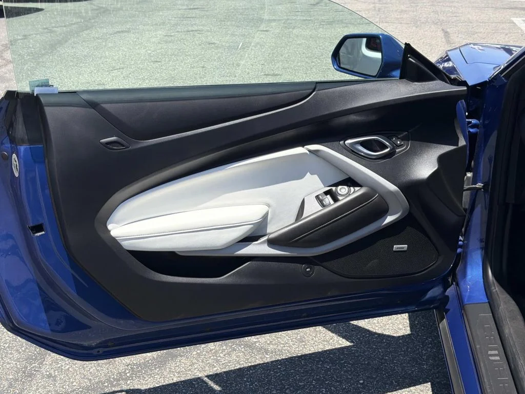 Used 2021 Riverside Blue Metallic Chevrolet 2LT image 19
