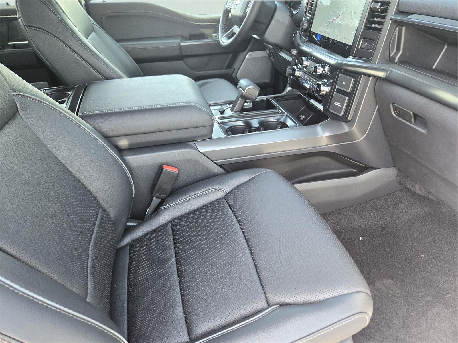 New 2026 Star White Metallic Tri-Coat Ford Lariat® image 9