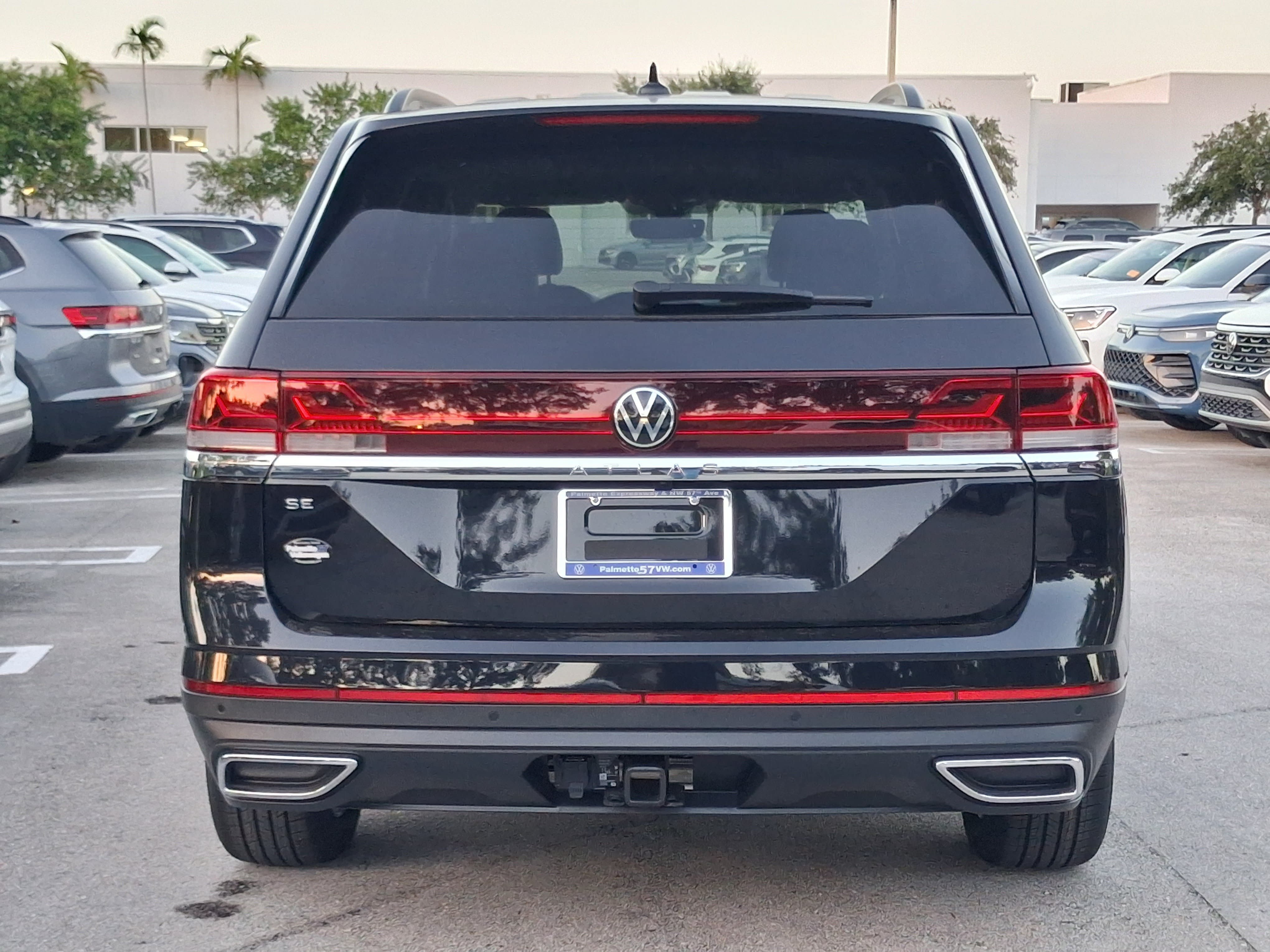 New 2026 Black Volkswagen 2.0T SE w/Technology image 4
