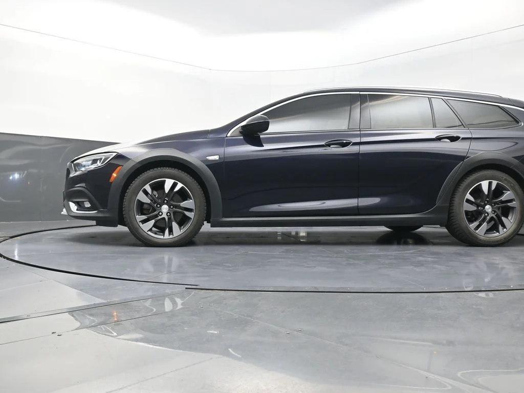 Used 2019 Blue Buick Preferred image 24