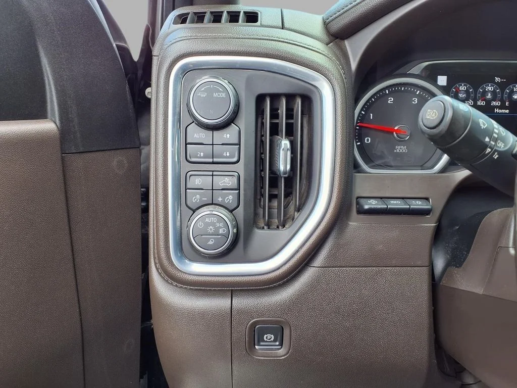 Used 2020 Black Chevrolet LTZ image 16