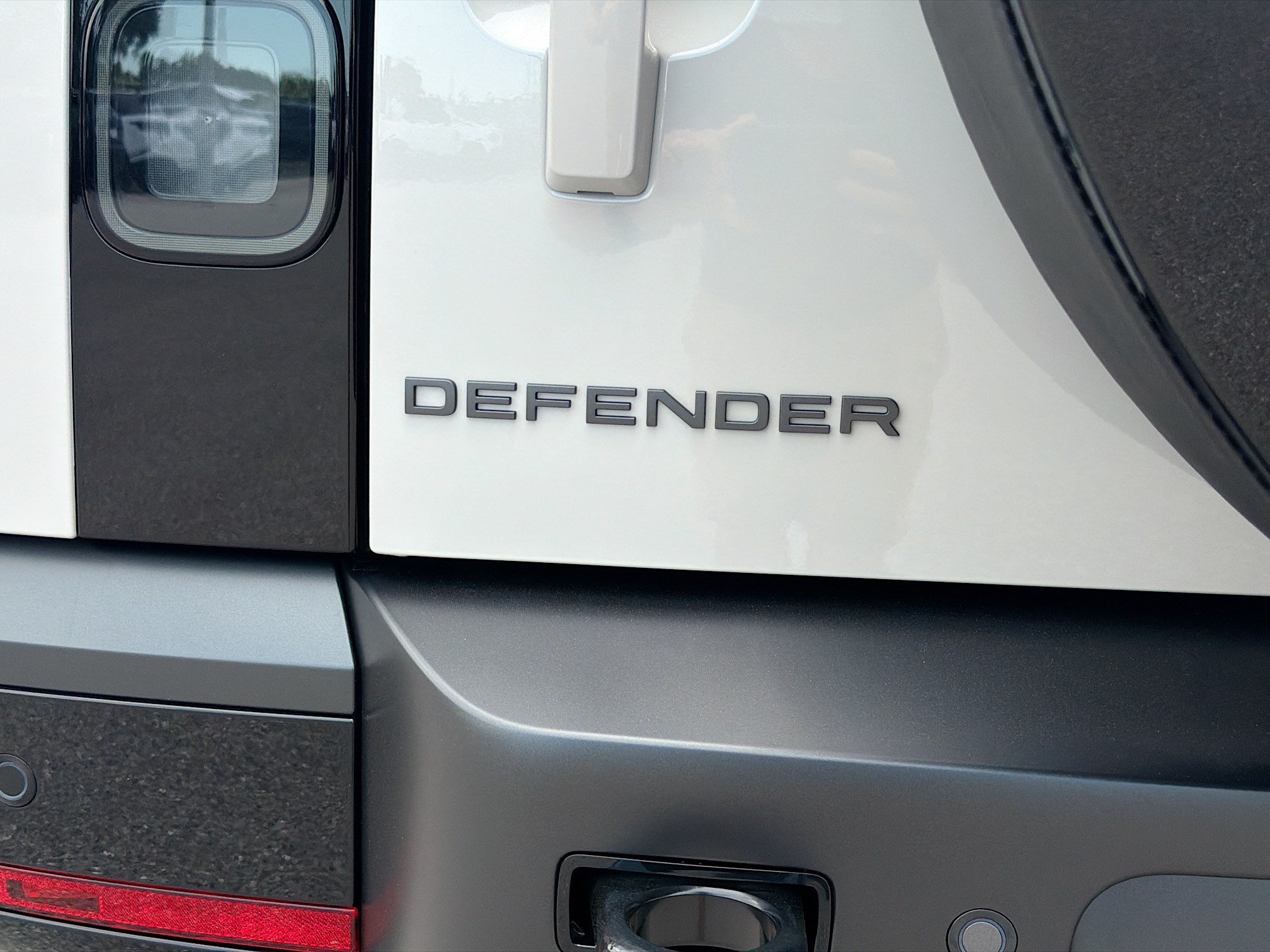 New 2026 Borasco Grey Land Rover X-Dynamic SE image 11