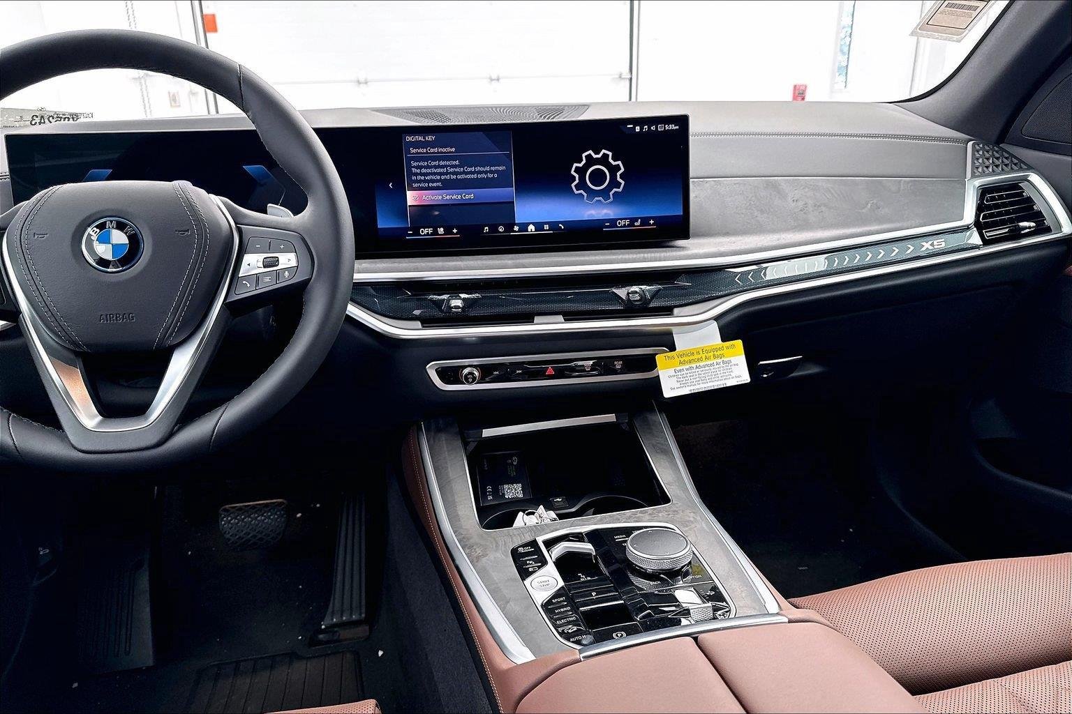 New 2026 Alpine White BMW xDrive50e image 13