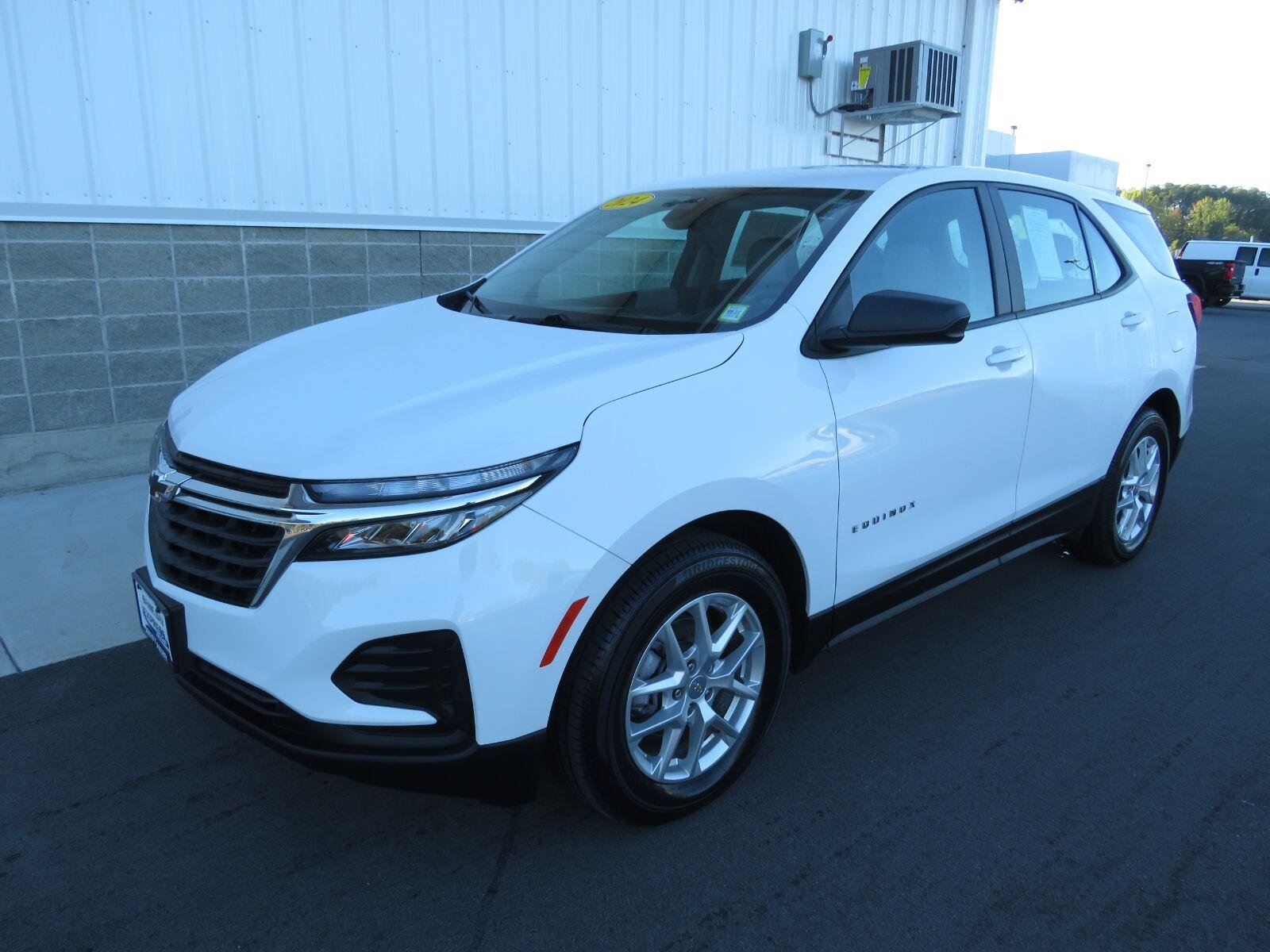 Used 2024 Summit White Chevrolet LS image 14