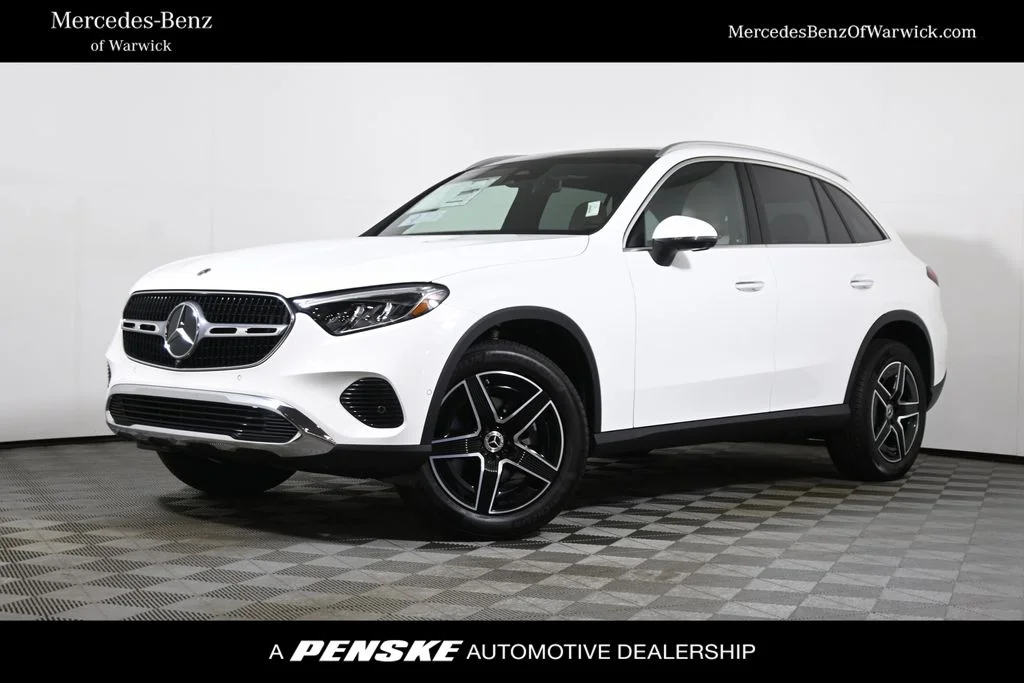 Used 2027 White Mercedes-Benz GLC 300 image 1