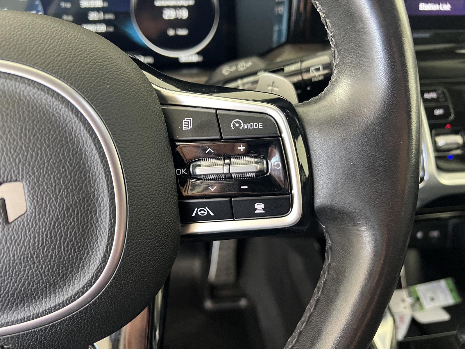 Used 2023 Wolf Gray Kia X-Line SX Prestige image 11