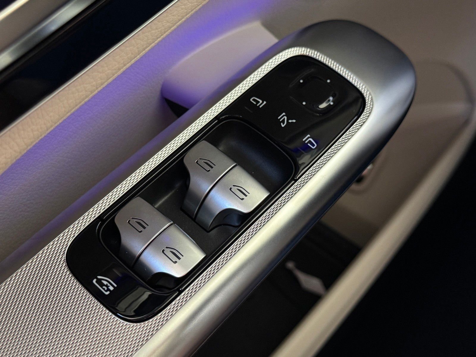 New 2026 Cirrus Silver Metallic Mercedes-Benz GLC 300 image 20
