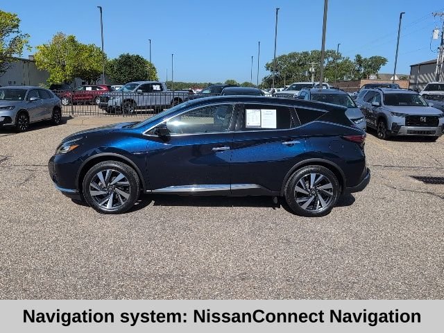 Used 2023 Blue Nissan SL image 3