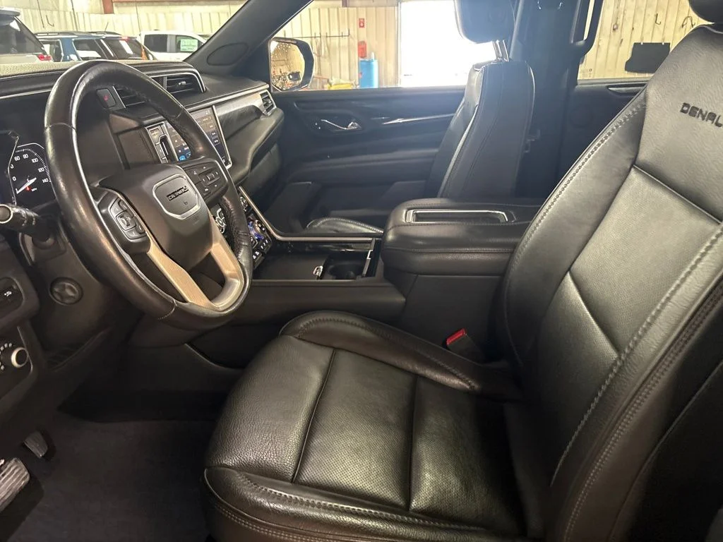 Used 2021 Black GMC Denali image 14
