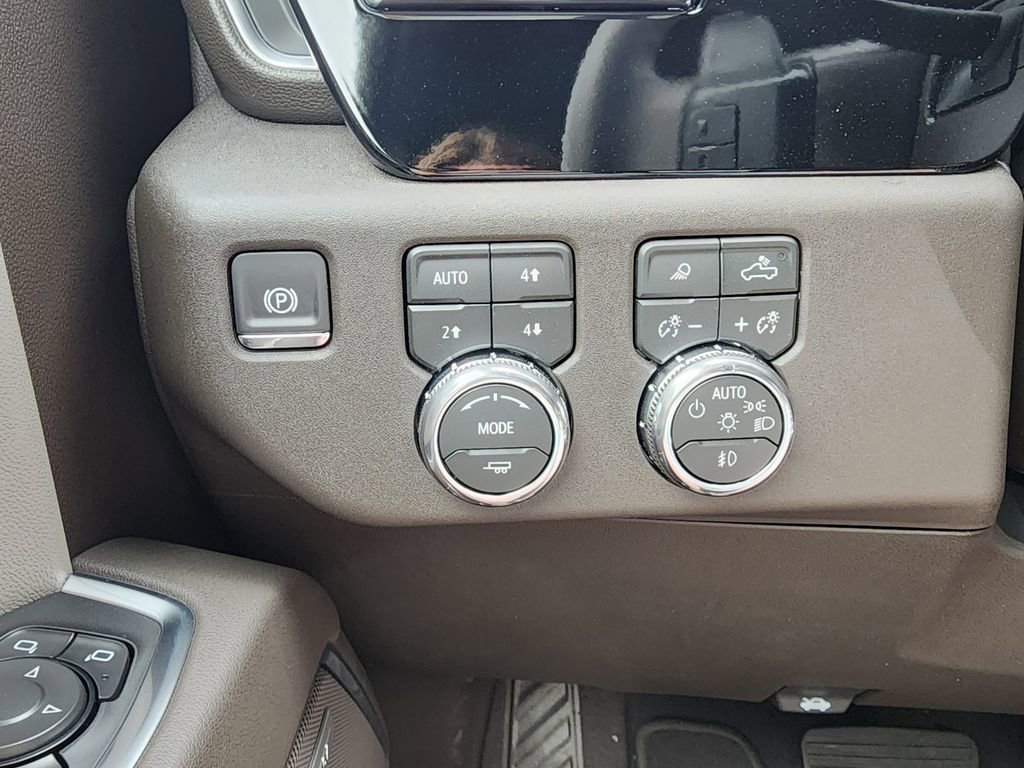 2026 GMC Sierra 1500 SLT - Photo 19
