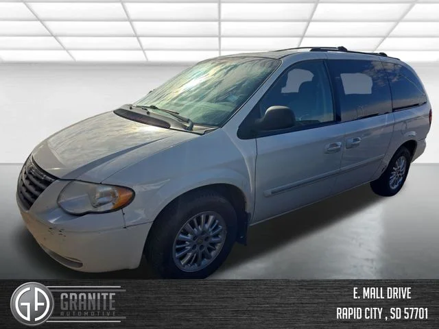 2005 Chrysler Town & Country Touring
