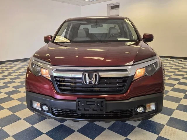 Used 2017 Red Honda RTL image 2