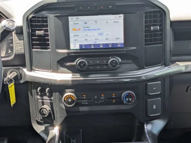 Used 2022 Silver Ford XL image 18