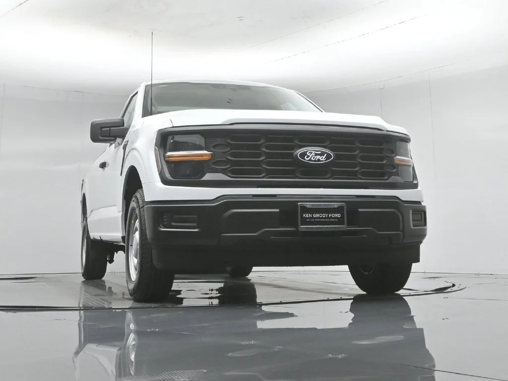 New 2026 Oxford White Ford XL image 43