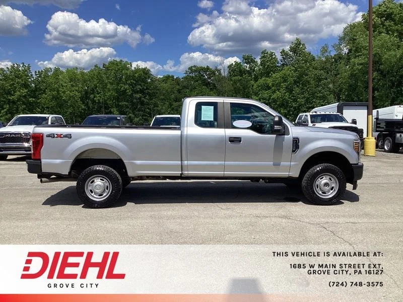 Used 2019 White Ford XL image 8