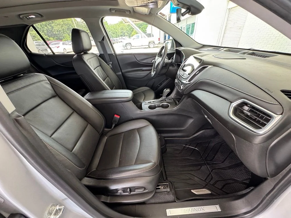 Used 2020 Silver Chevrolet Premier image 16