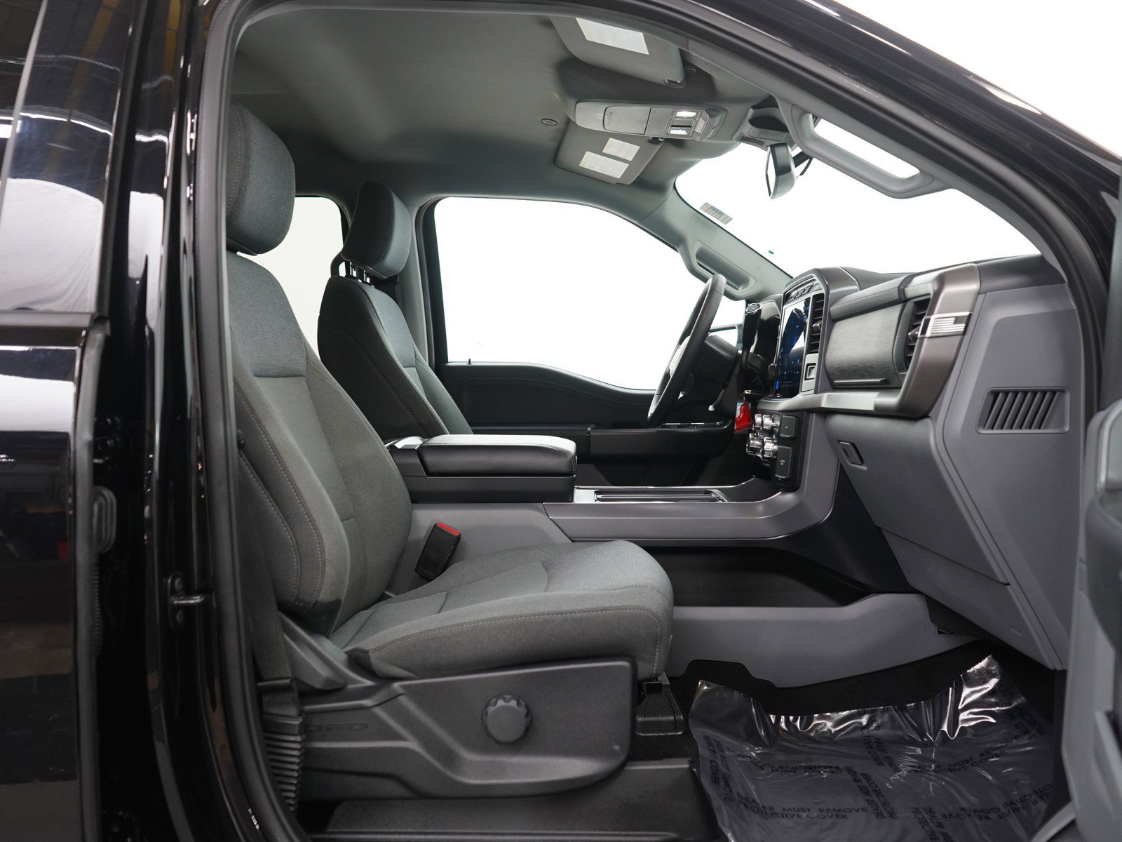 2024 Ford F-150 XLT - Photo 12