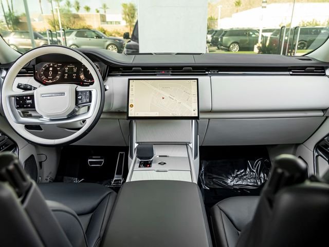 Used 2024 Varesine Blue Metallic Land Rover Autobiography image 18