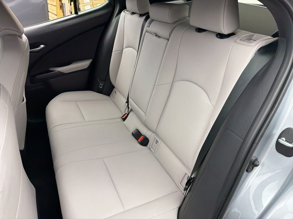Certified Used 2023 IRIDIUM Lexus 250h Premium image 22