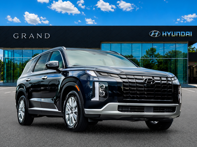 Certified Used 2025 White Hyundai SEL image 8