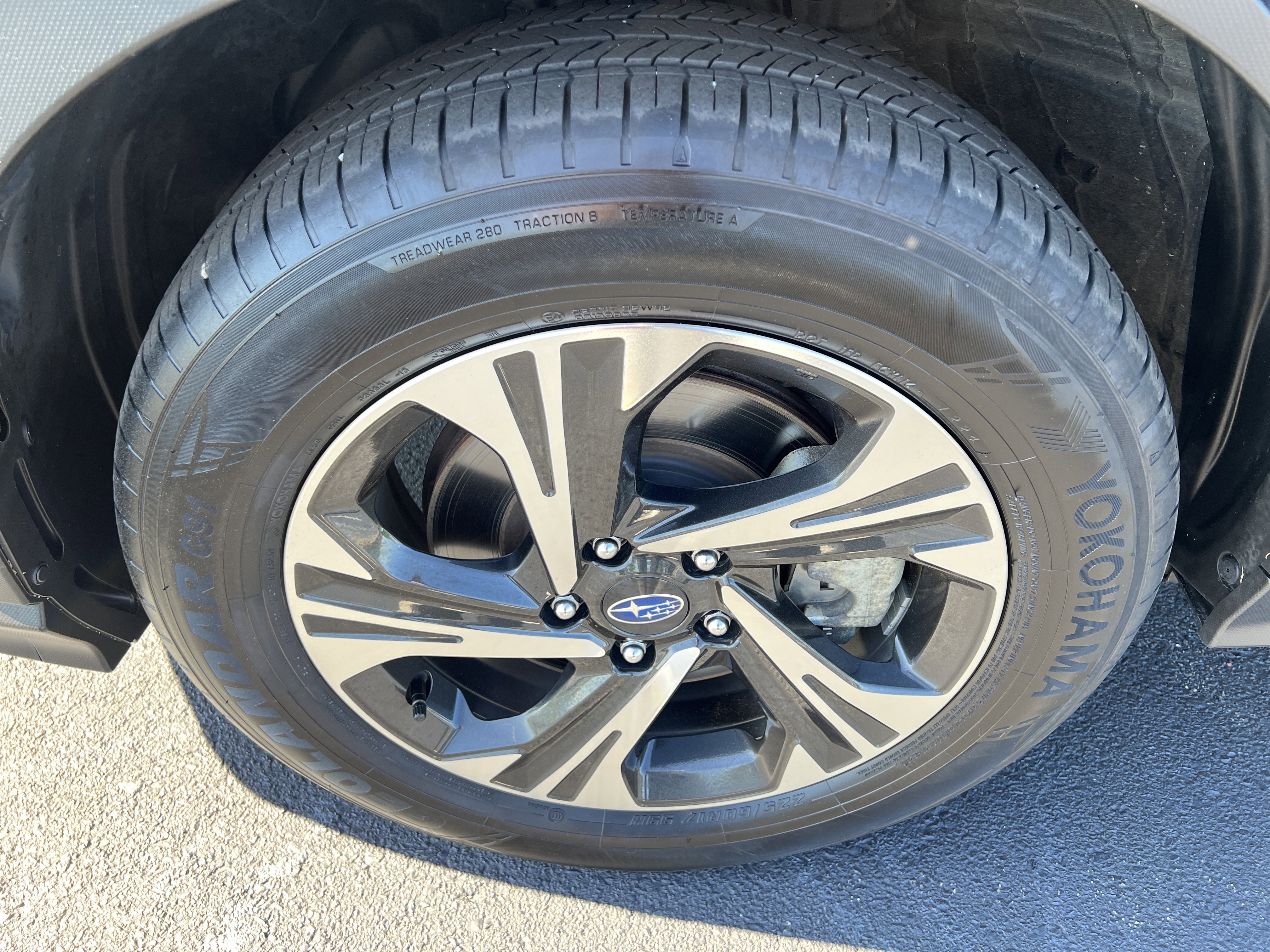 Used 2024 Crystal Black Silica Subaru Premium image 8