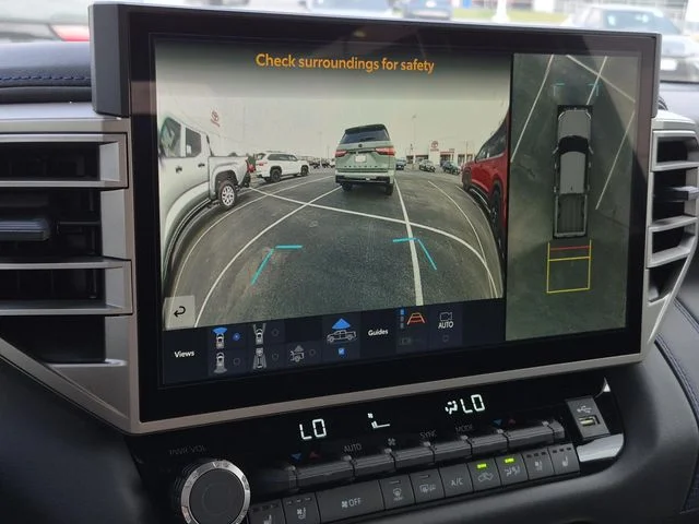 2026 Toyota Tundra Platinum - Photo 26