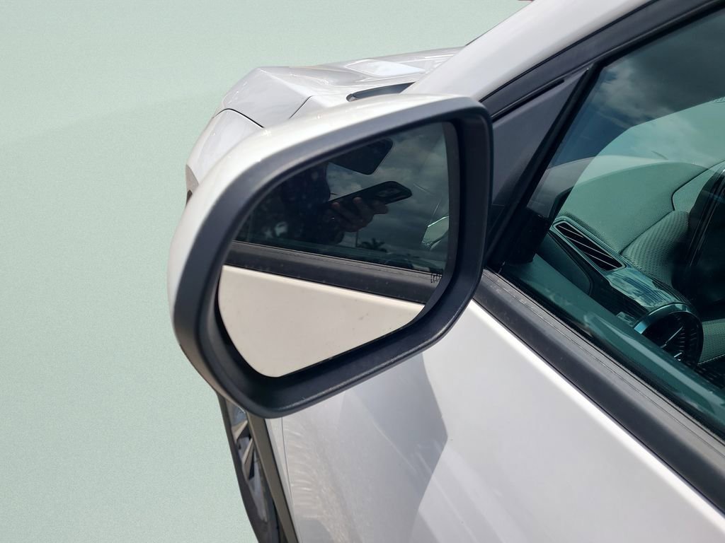 2026 Chevrolet Equinox LT - Photo 26