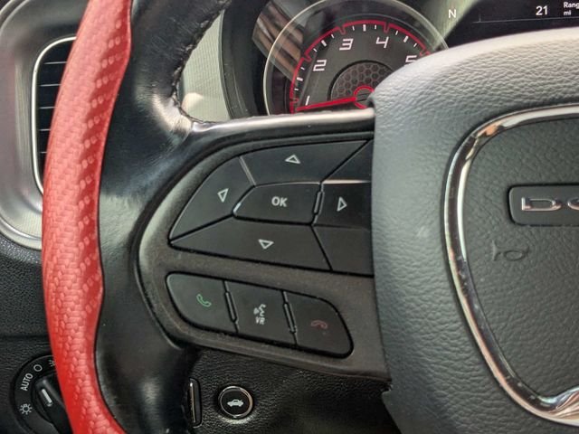 Used 2023 Red Dodge SXT image 21