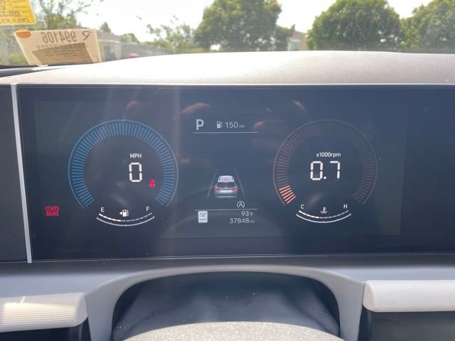 Used 2025 Red Hyundai SEL image 5