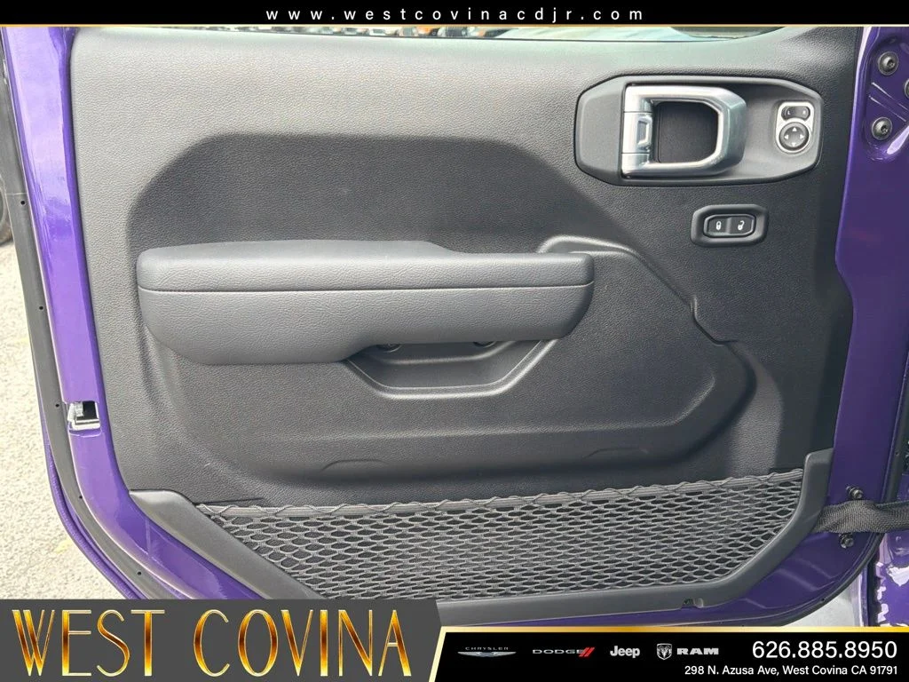 New 2026 Reign Jeep California Edition image 19