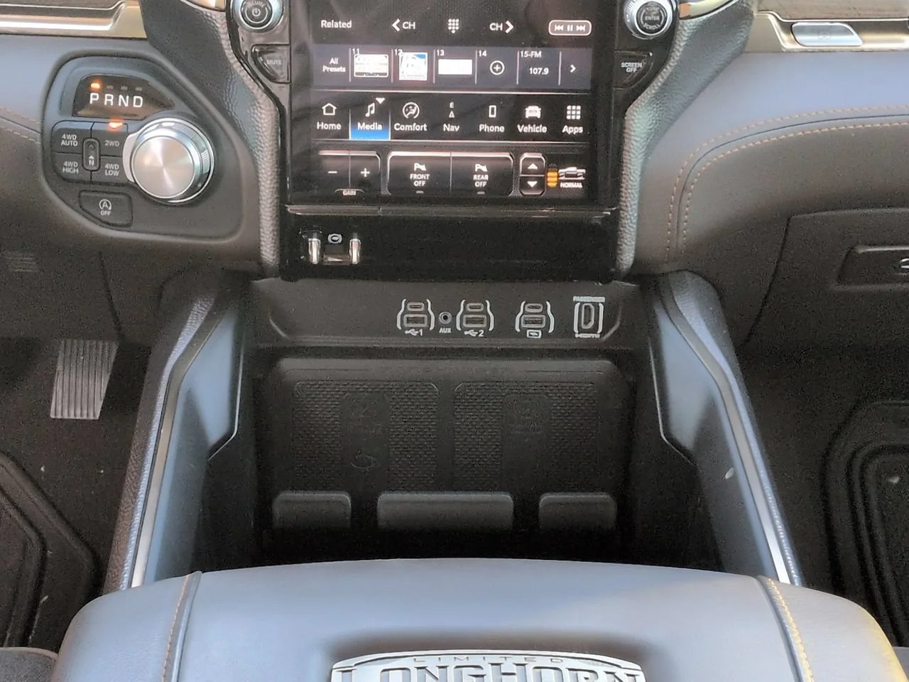 2025 RAM Ram 1500 Pickup Limited Longhorn - Photo 17