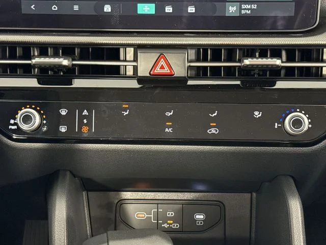 New 2026 Glacial White Pearl Kia LX image 18